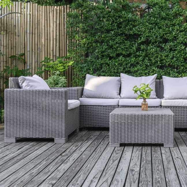 Outdoor Furnitures